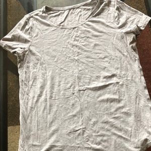 Lululemon T- shirt size 6